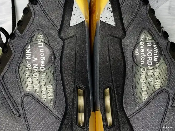 1st Kicks Jordan Black 5 CT8480-001 Off-White x Air 0502